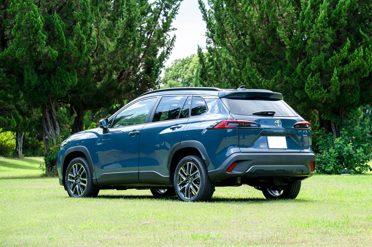 カローラ クロスのリヤ