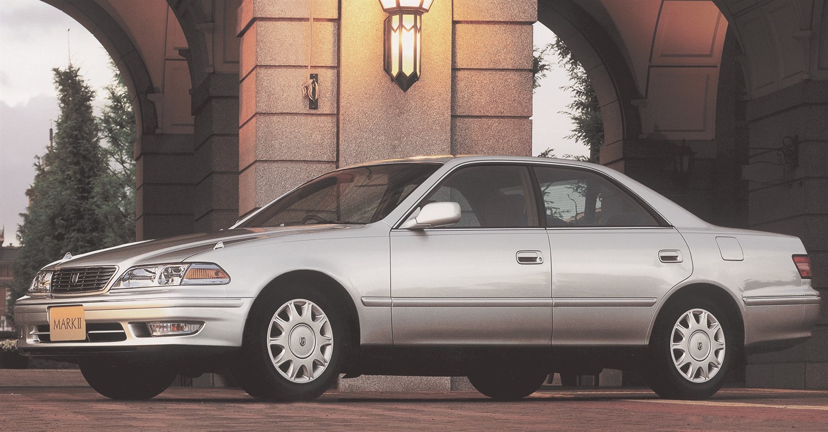 8代目のマークⅡ(1996)