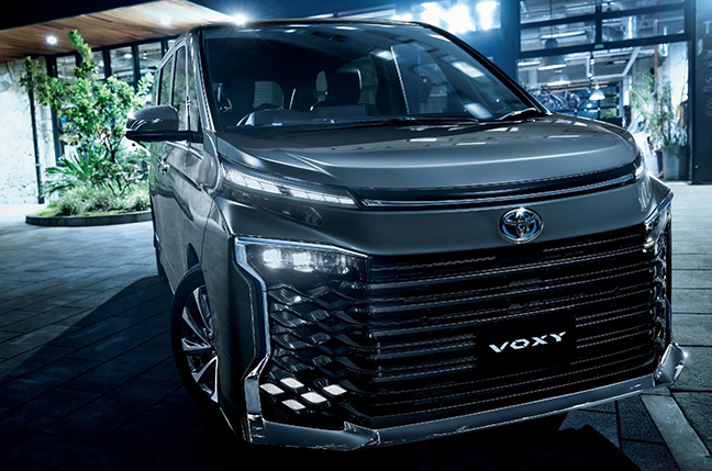 トヨタ新型ヴォクシー(2022年)を紹介！HYBRID S-Zの価格は？