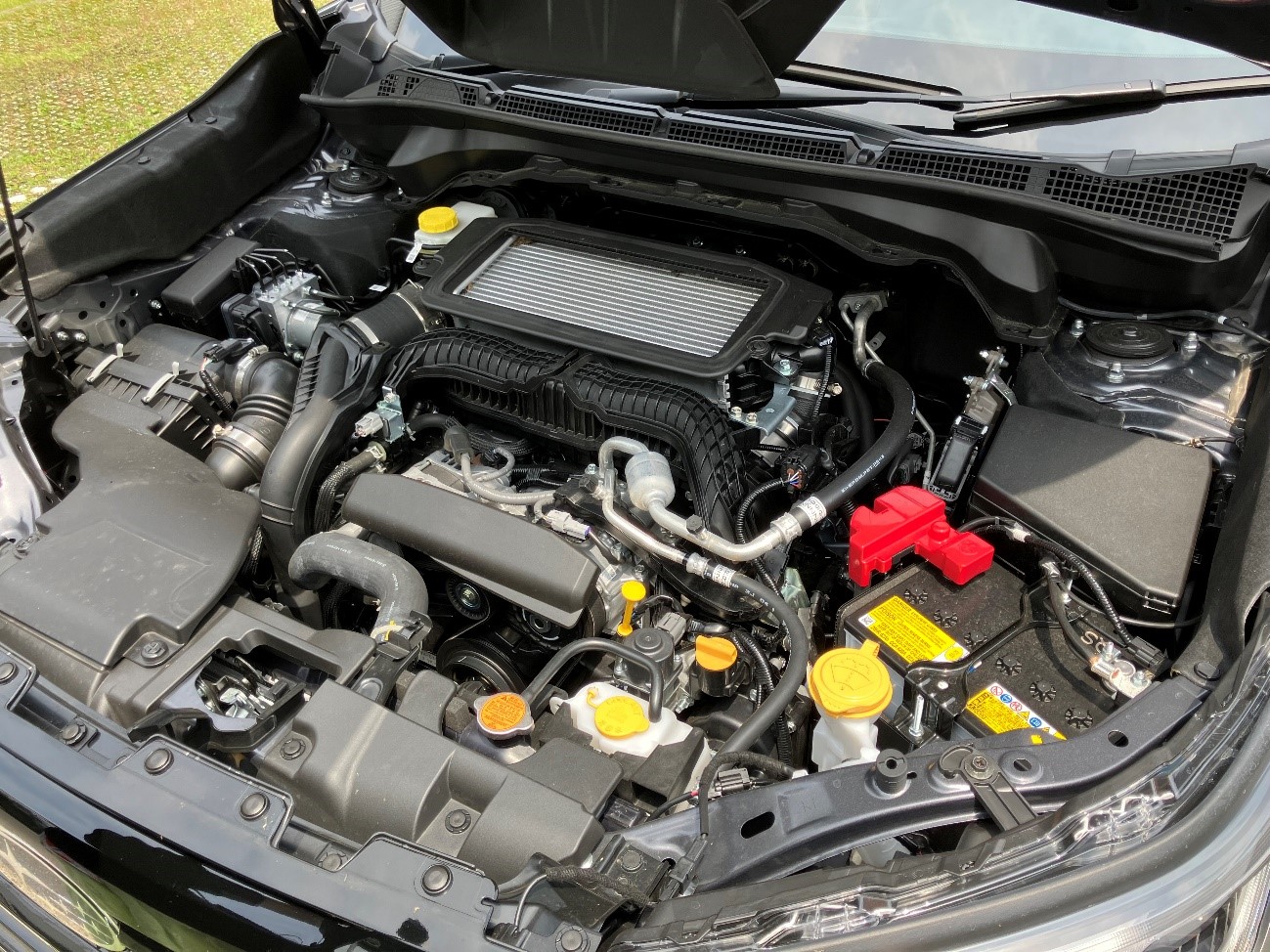 1.8Lターボ版(SPORT EX)のエンジンルーム