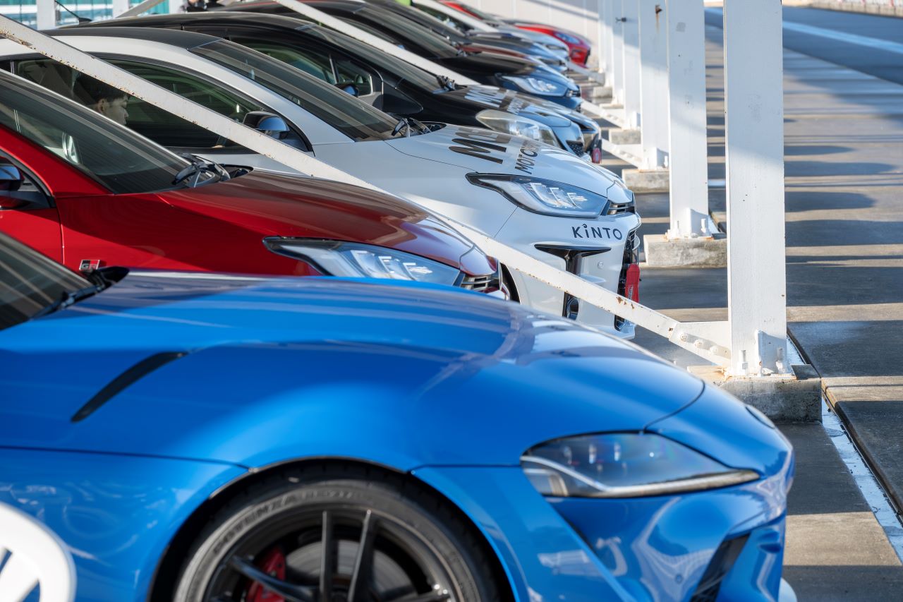 MOSKINから提供されるレンタル車両。GRスープラからGRヤリス、86、ヴィッツRSなどラインアップは豊富。自身の技量に合ったマシンを選ぶことができます