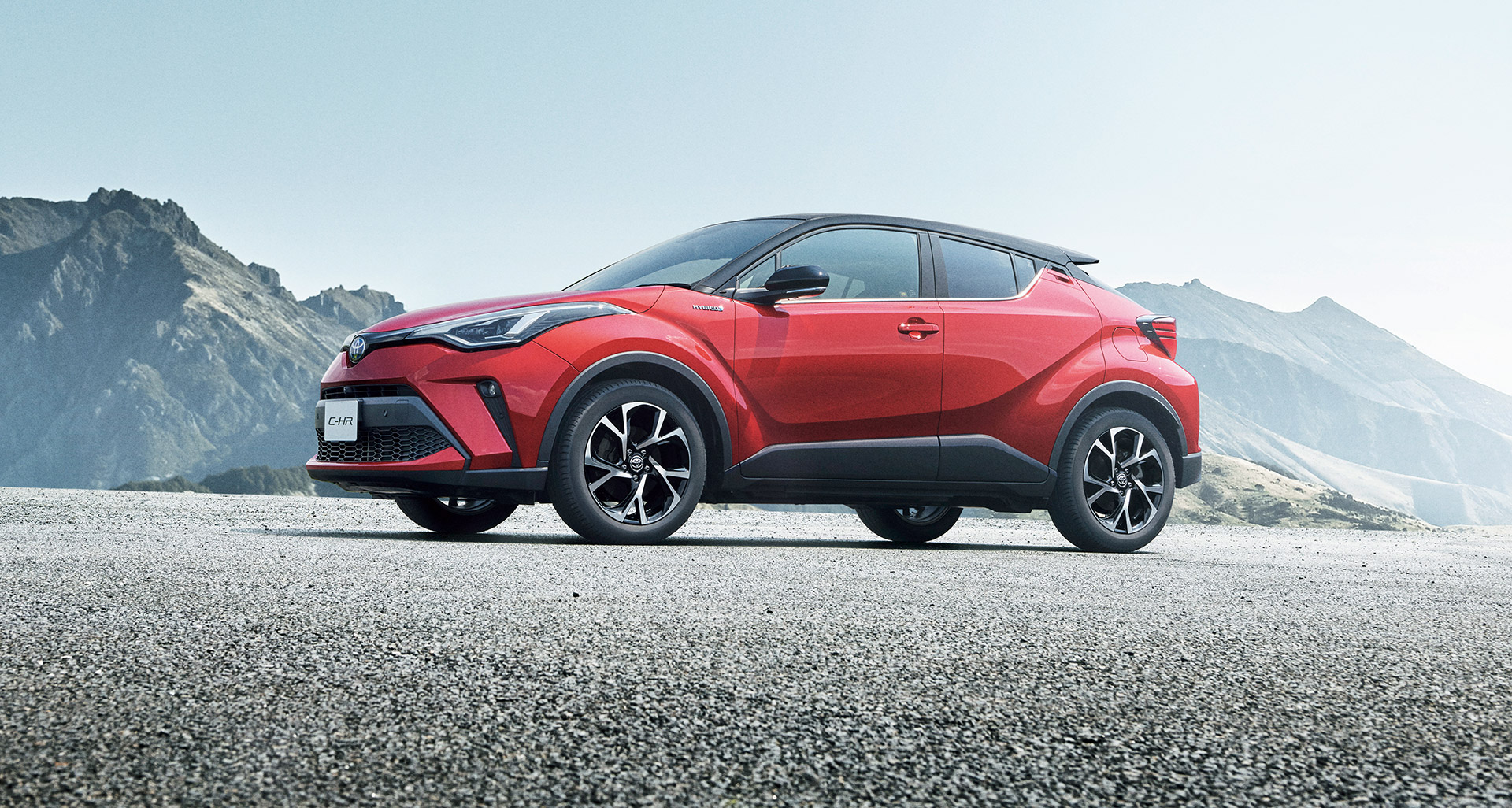 C-HRの乗り換え先候補？新型プリウスとSUV「C-HR」を比較｜KINTO