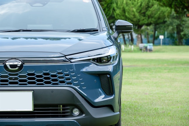 カローラクロスをレビュー!人気の理由はちょうどいいサイズ?