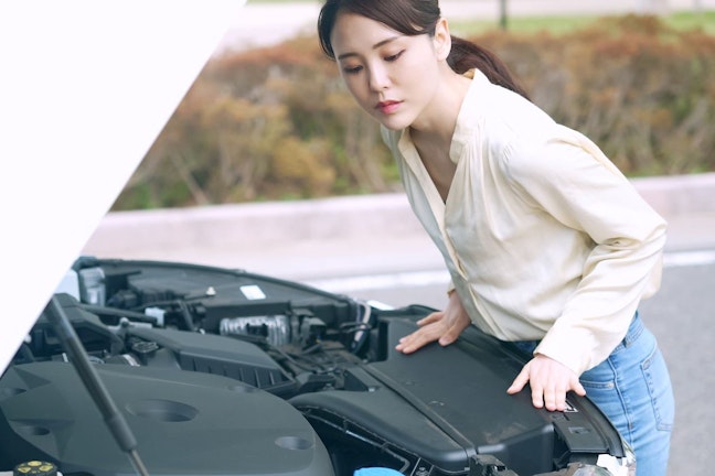 遠出をする前にチェック！車の故障で多い箇所と点検方法