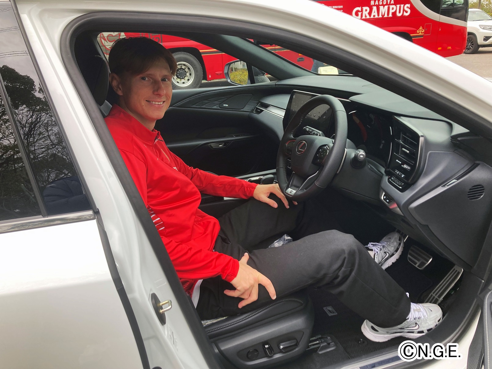 【中古】 億万長者からの招待/ハーパーコリンズ・ジャパン/リアン・バンクス GRAMPUS 2023_開幕記念 キャスパー ユンカー選手 #97/100 - 応援