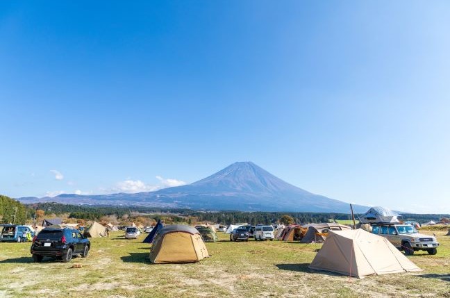 オートキャンプとは？楽しみ方や必要なもの、車の選び方を解説