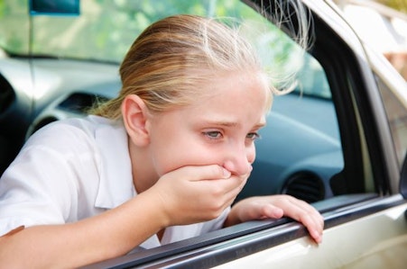 車酔いしない方法はある？運転者・同乗者が実践できる対策