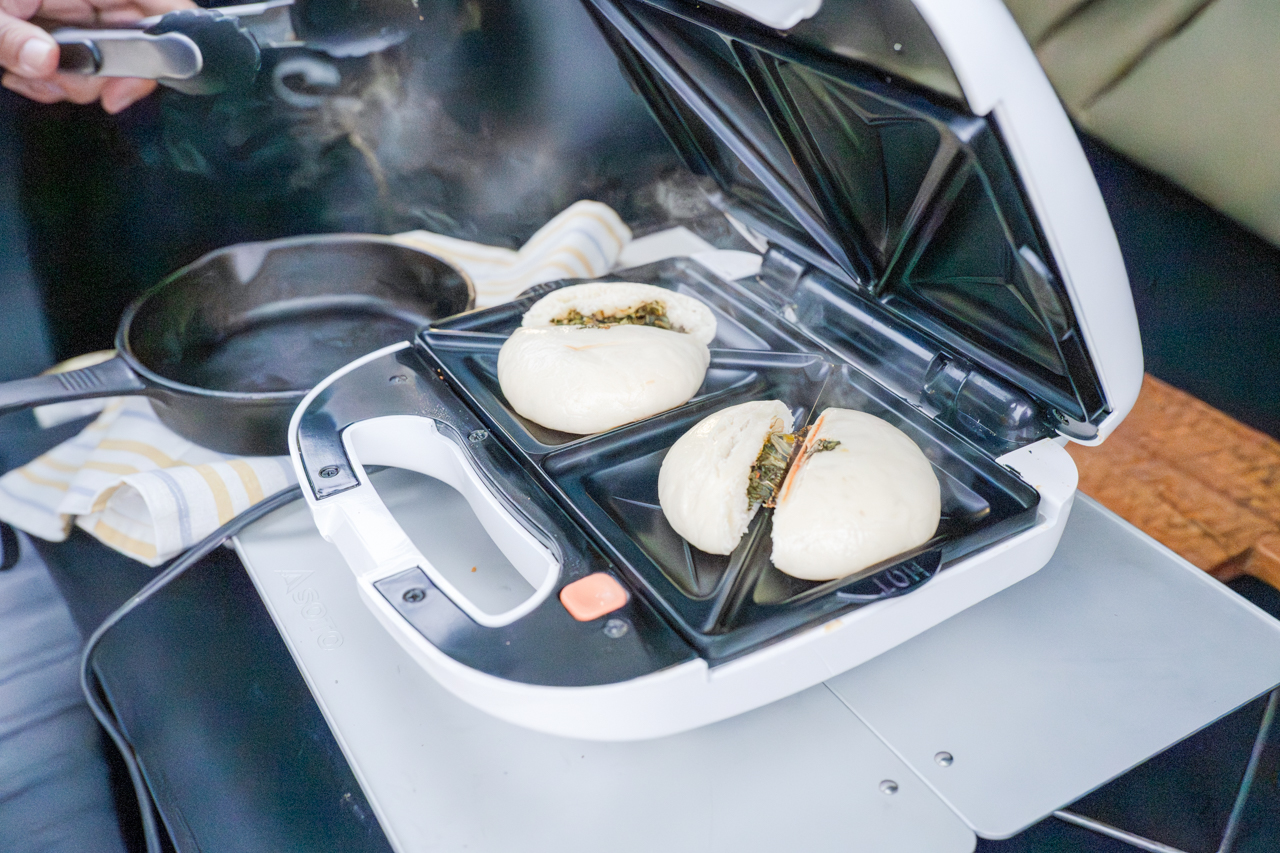 ホットサンドメーカーの形状の都合で半分に切れた