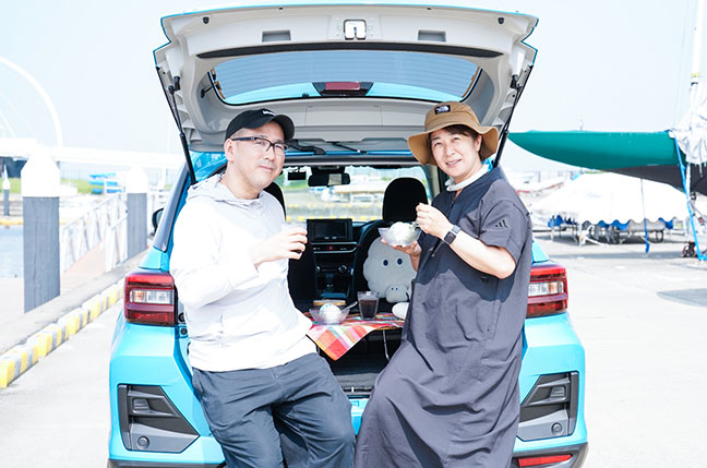 結局、車外カフェになった瞬間