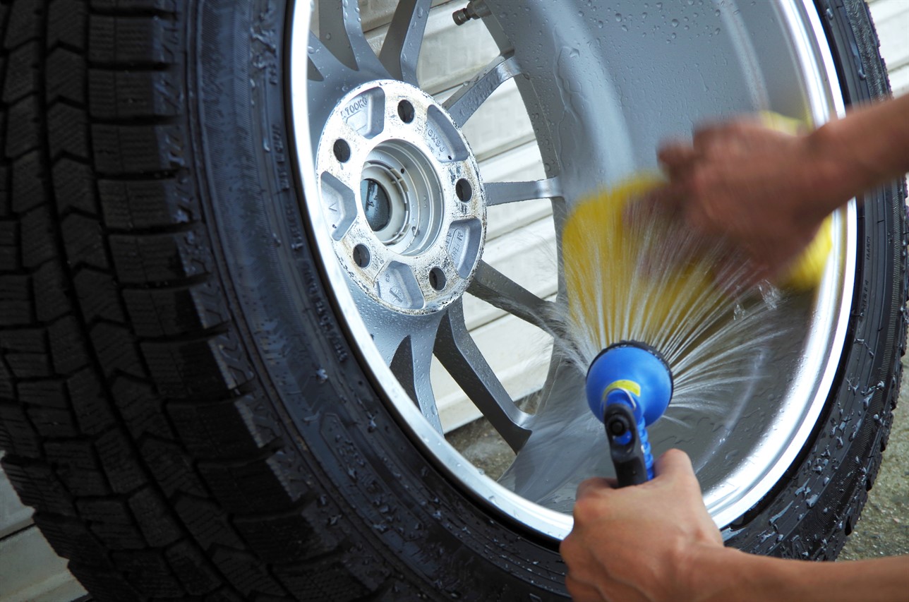 ホイールを洗っている様子