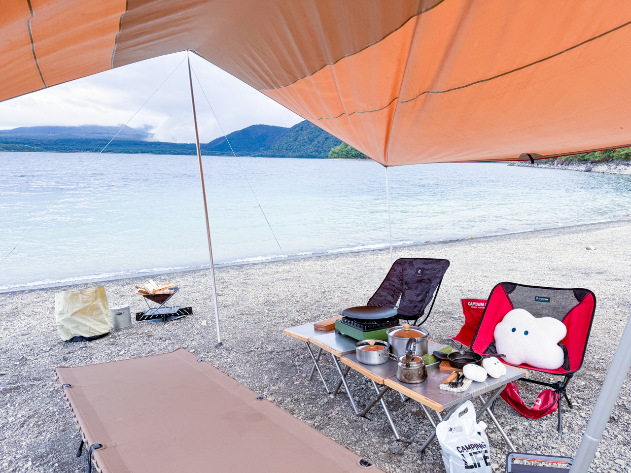 タープ内の様子