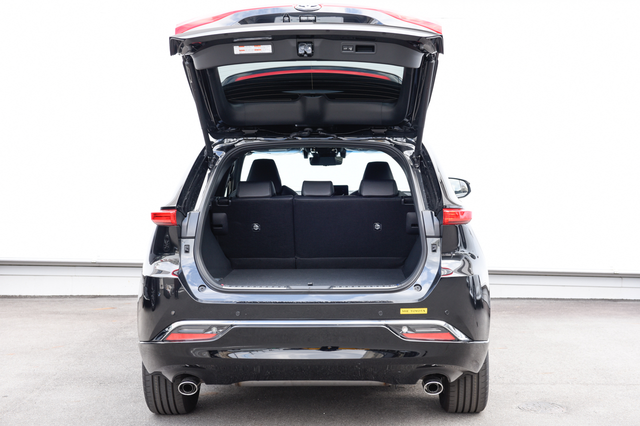 ハリアーの荷室