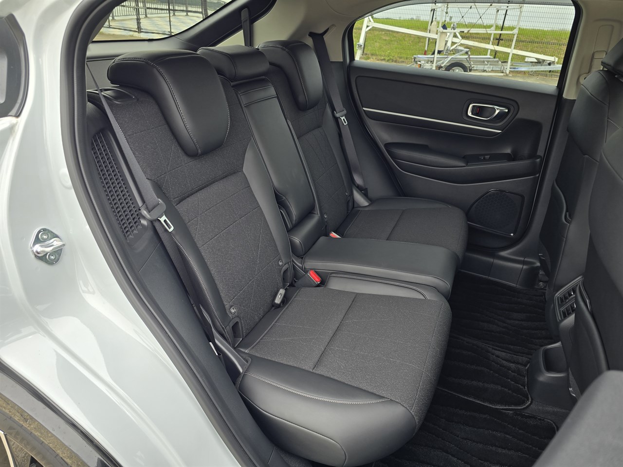 ヴェゼルのリヤシートまわり