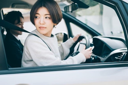 駐車が苦手な方に向けて「駐車のコツ」を解説！