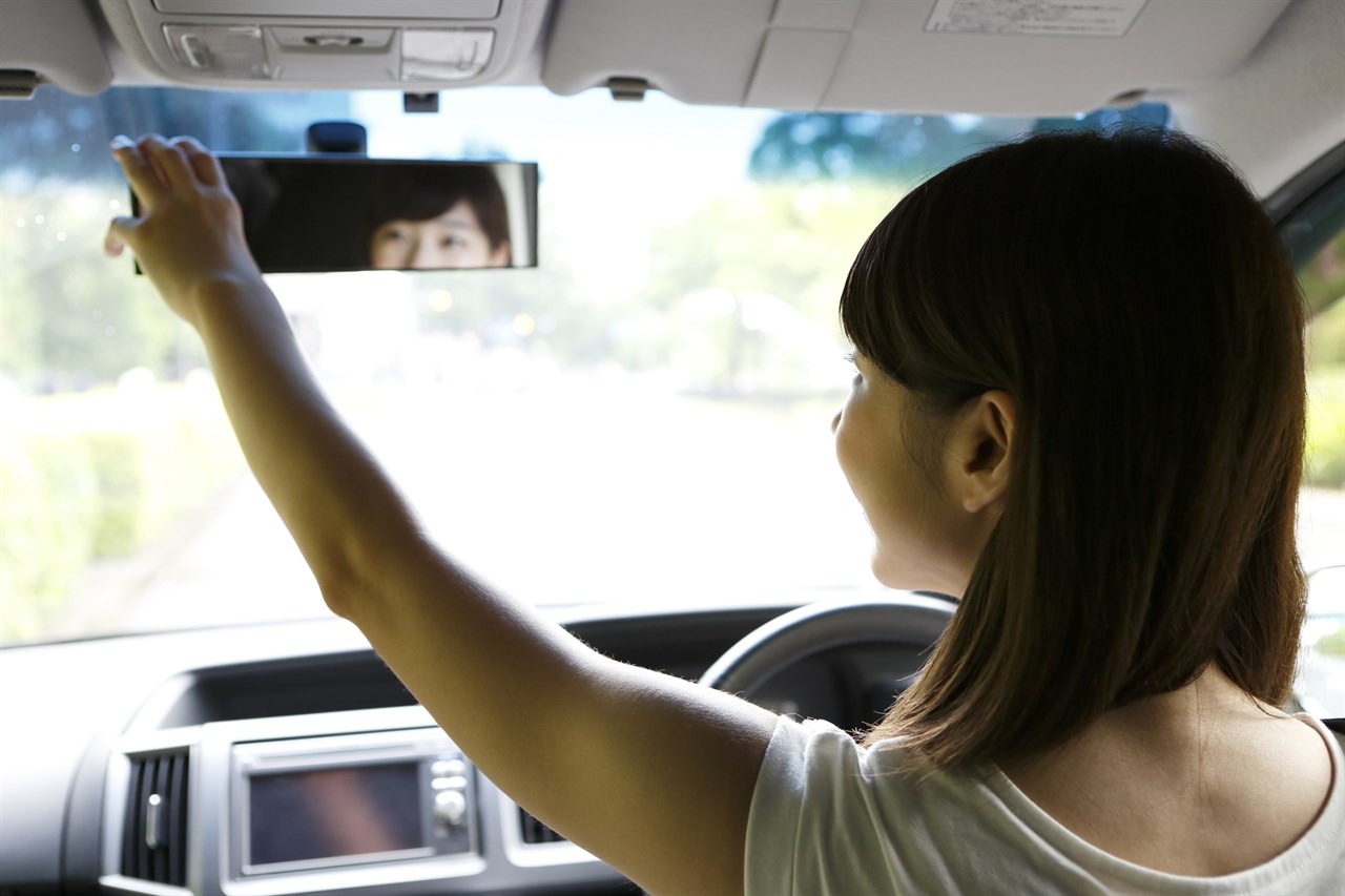 ミラーの適切な調整方法