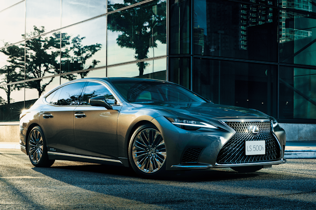 レクサス/LEXUS 現行車種の種類は？各シリーズ/モデルの違い
