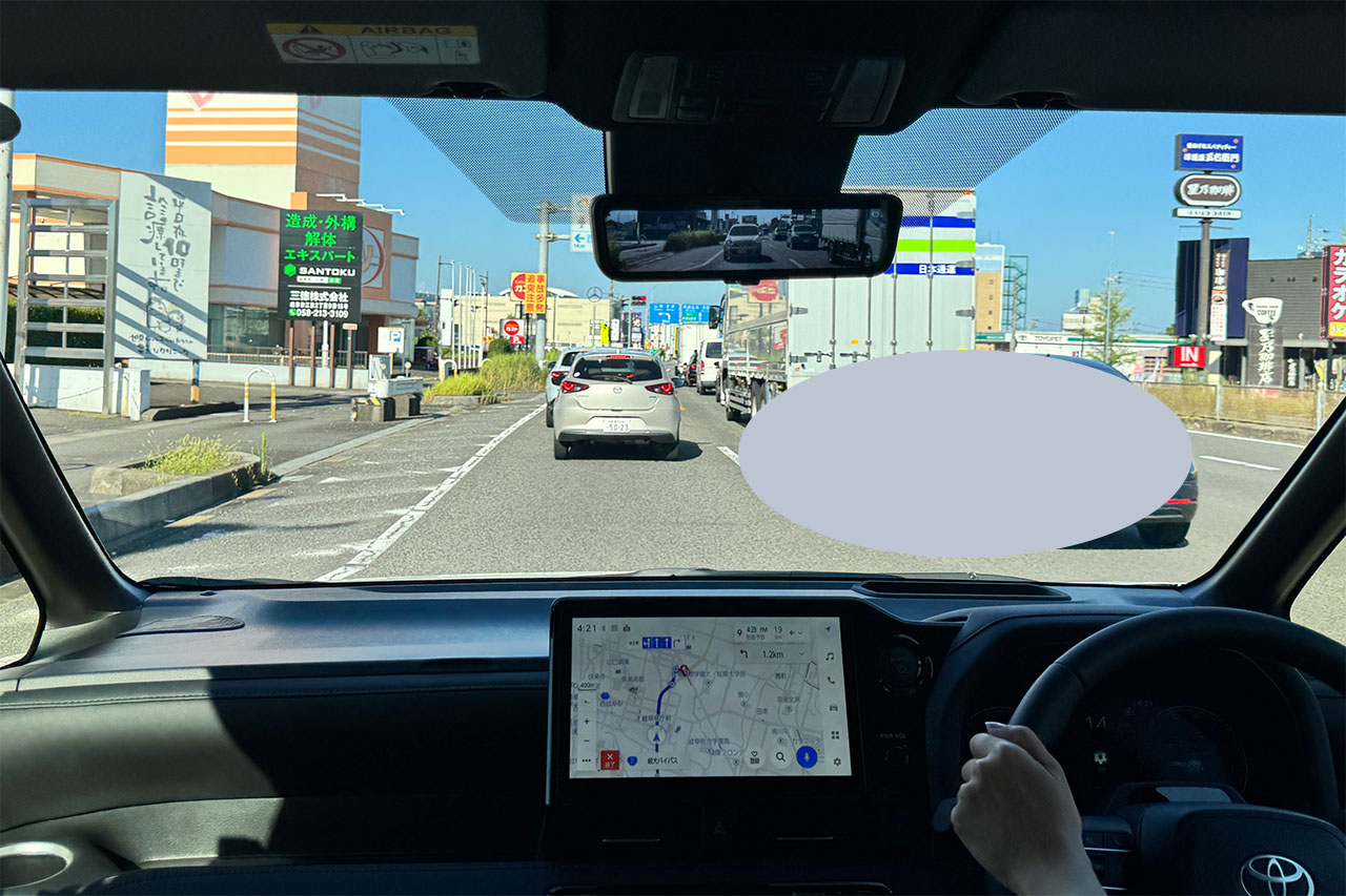 ノアのカラーヘッドアップディスプレイの投影位置