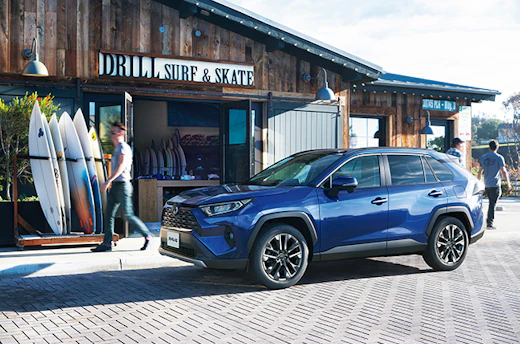 トヨタ RAV4｜維持費コミの新車リース月額・納期をチェック｜KINTO