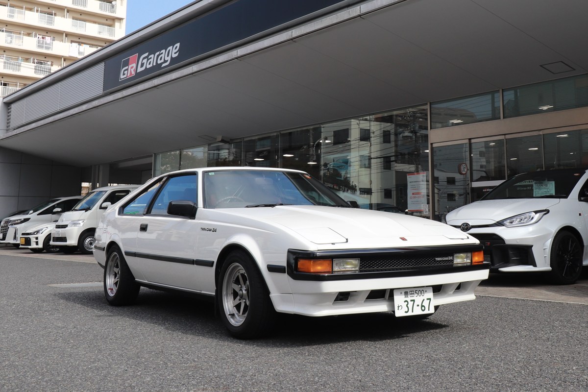Vintage Club by KINTO 特選旧車レンタカーのGA61型「セリカXX」。グレードは2000GTで1985年式だった。今回は「GR Garage 東京深川」から出発