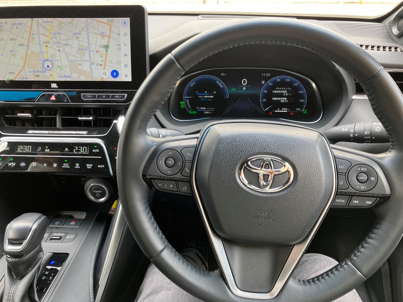 ハリアー PHEV インパネ