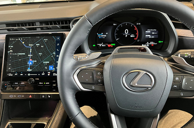 LEXUS LBX “Cool”試乗レビュー ステアリング