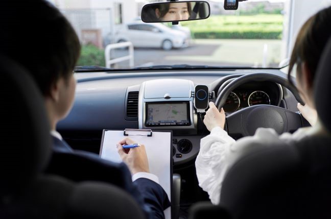 ペーパードライバー講習を受けるならどこがいい？安全運転のプロが解説