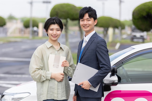 働きながらでも取れる？社会人の運転免許取得ガイド