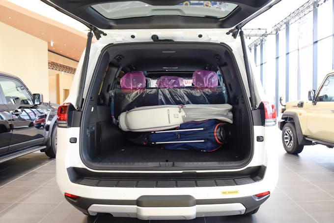 ランクル300-4の説明