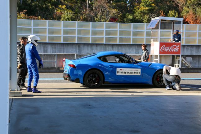 スポーツ走行のスタート前