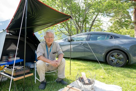 自動車業界を知り尽くしたプロがKINTOを選ぶ理由。ヤリスからプリウスへ、賢く乗り継ぐ車との付き合い方【お客様の声】