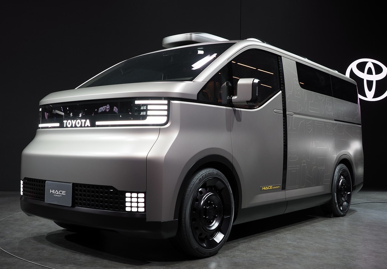 次世代モデルを示唆しているハイエースコンセプト