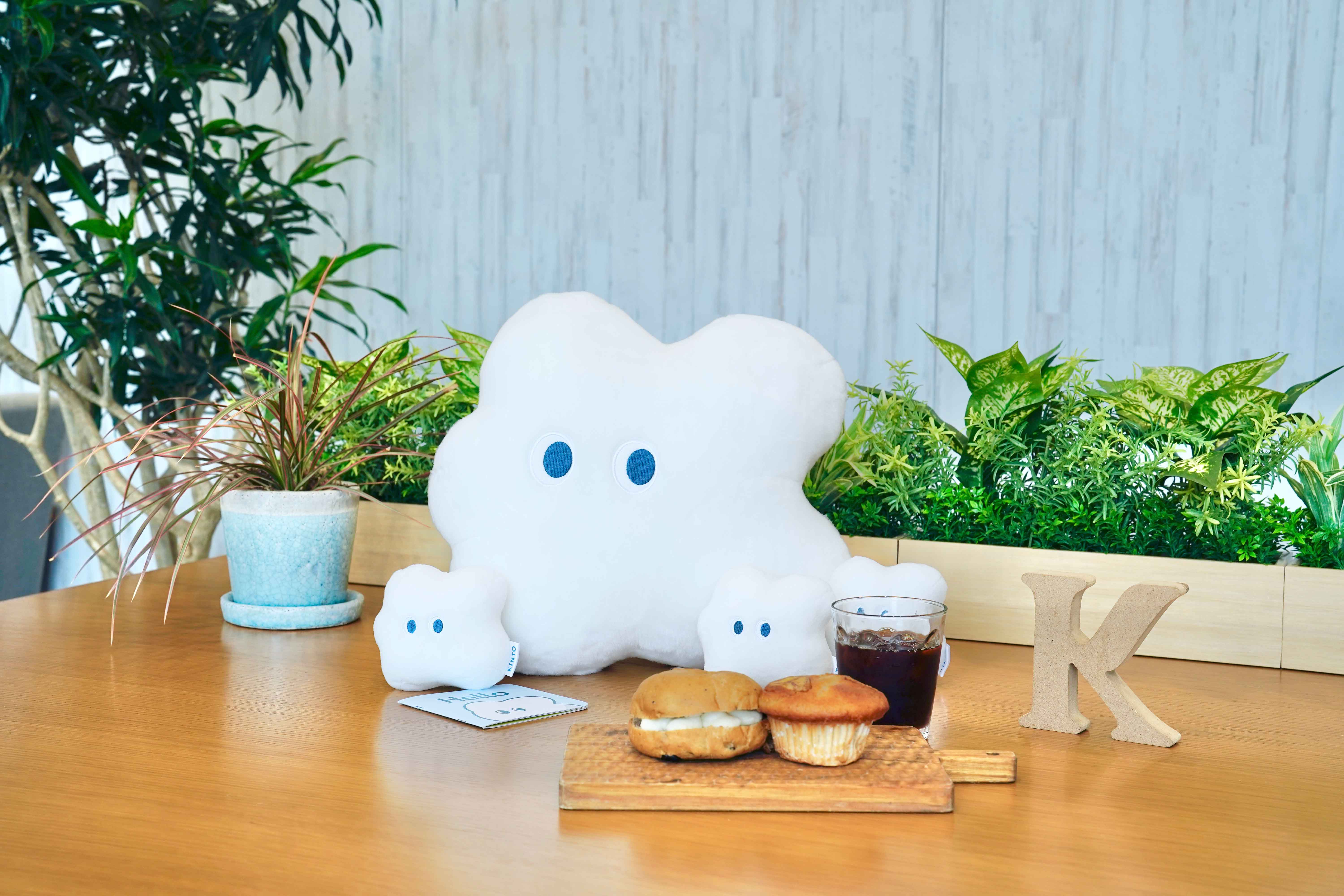 雲のキャラクター 謎のいきもの「くもびぃ」｜株式会社KINTO コーポレートサイト