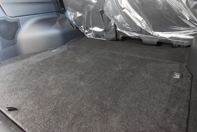 ランクル300-2の説明