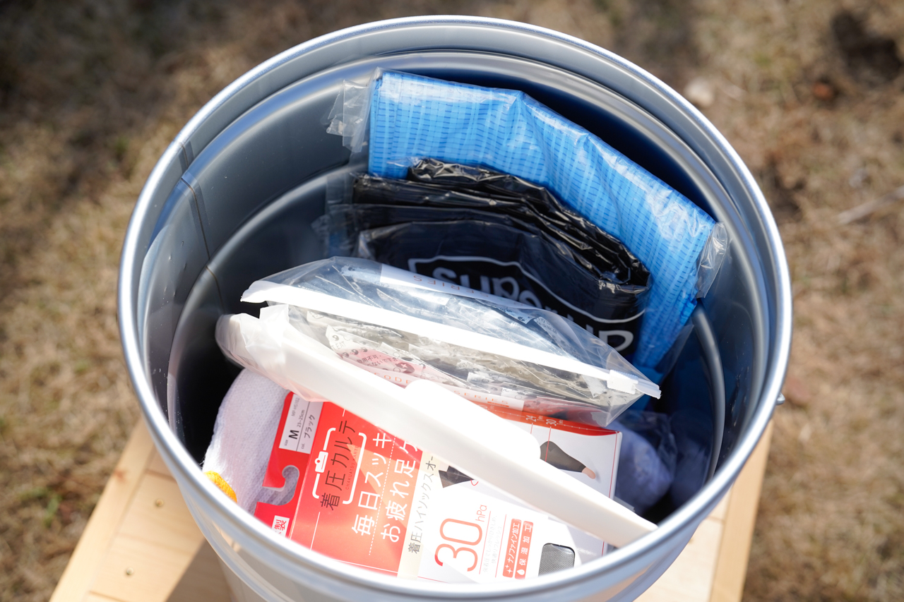 ペール缶防災セットの中の状態