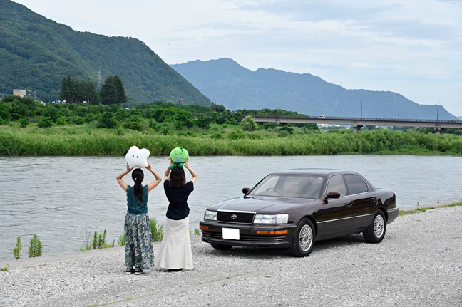 初代セルシオと千曲川