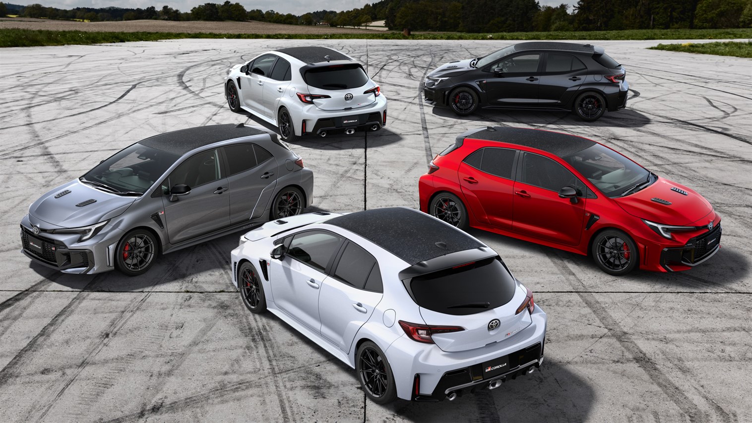 GRカローラ RZ［GR-DAT（8AT・4WD）］プレシャスメタル