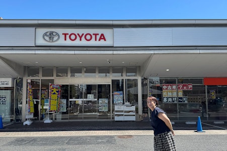 【ヤリスクロス納車1ヶ月】1,000km走って受ける「新車１ヶ月無料点検」のリアル。トヨタ販売店の熟練スタッフとKINTOの手厚さで安心！