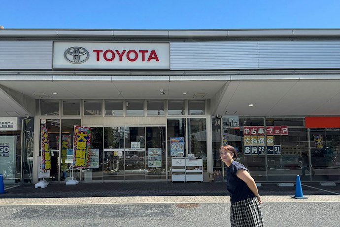 【ヤリスクロス納車1ヶ月】1,000km走って受ける「新車1ヶ月無料点検」のリアル。トヨタ販売店の熟練スタッフとKINTOの手厚さで安心!