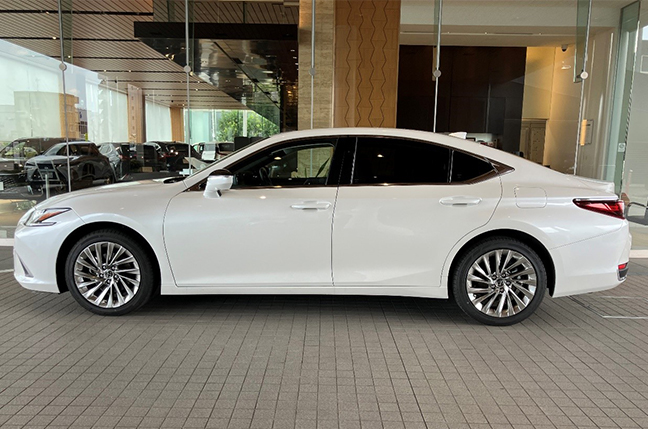 LEXUS ES300h version L 試乗レビュー