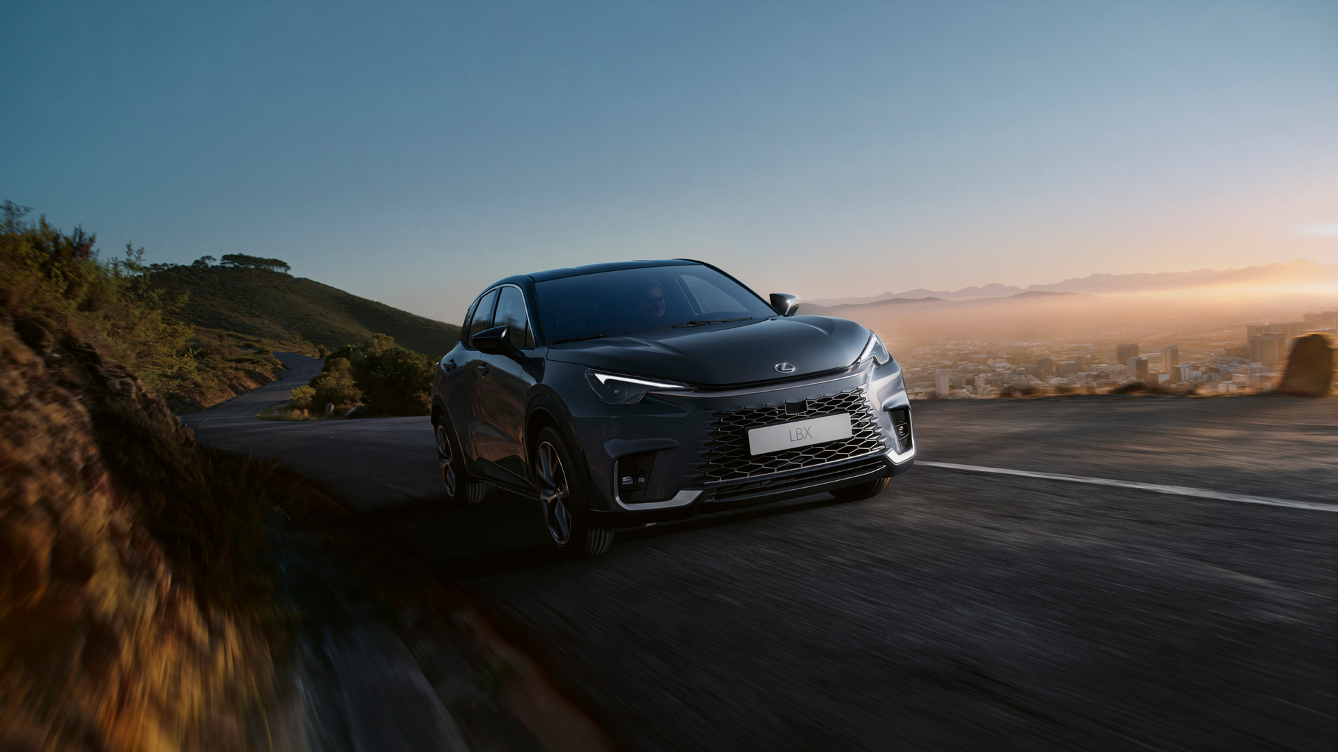 LEXUS新型LBXの取扱いを開始｜株式会社KINTO コーポレートサイト