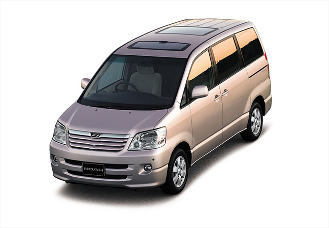 初代ノア L(2001年)